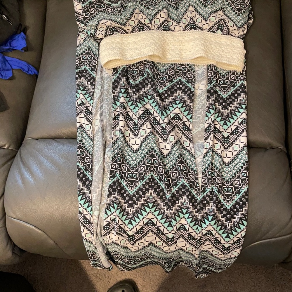 Skirt NWT long with split